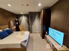 Studio Apartment for rent at Life Asoke Rama 9, Makkasan, Ratchathewi, Bangkok, Thailand