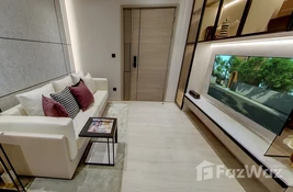 Condo with 1 Bedroom and 1 Bathroom is available for sale in Bangkok, Thailand at the The Room Sukhumvit 38 development
